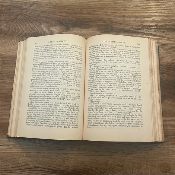 John Galsworthy’s A Modern Comedy Decorative Book - Picture 3 of 5